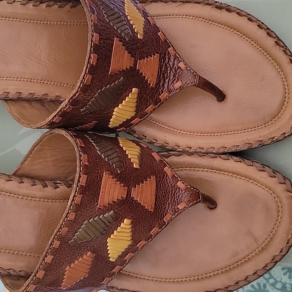 Shoes - Picture 3 of 3